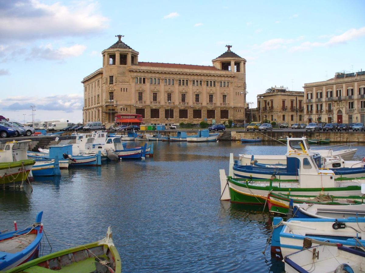 Ortigia House Apartment Сиракуза Екстериор снимка